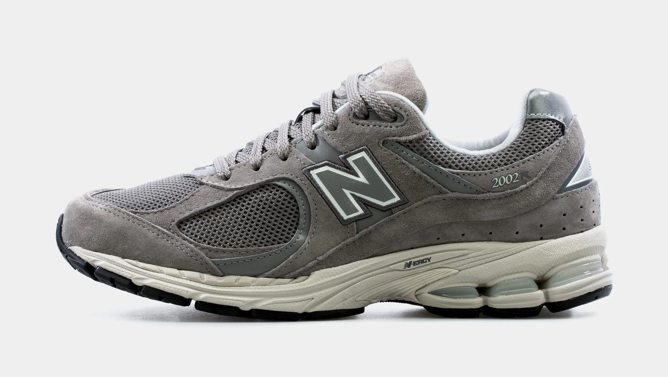 Mens 2002R Core Plus Lifestyle Shoe in Grey/White - Comfort & Style