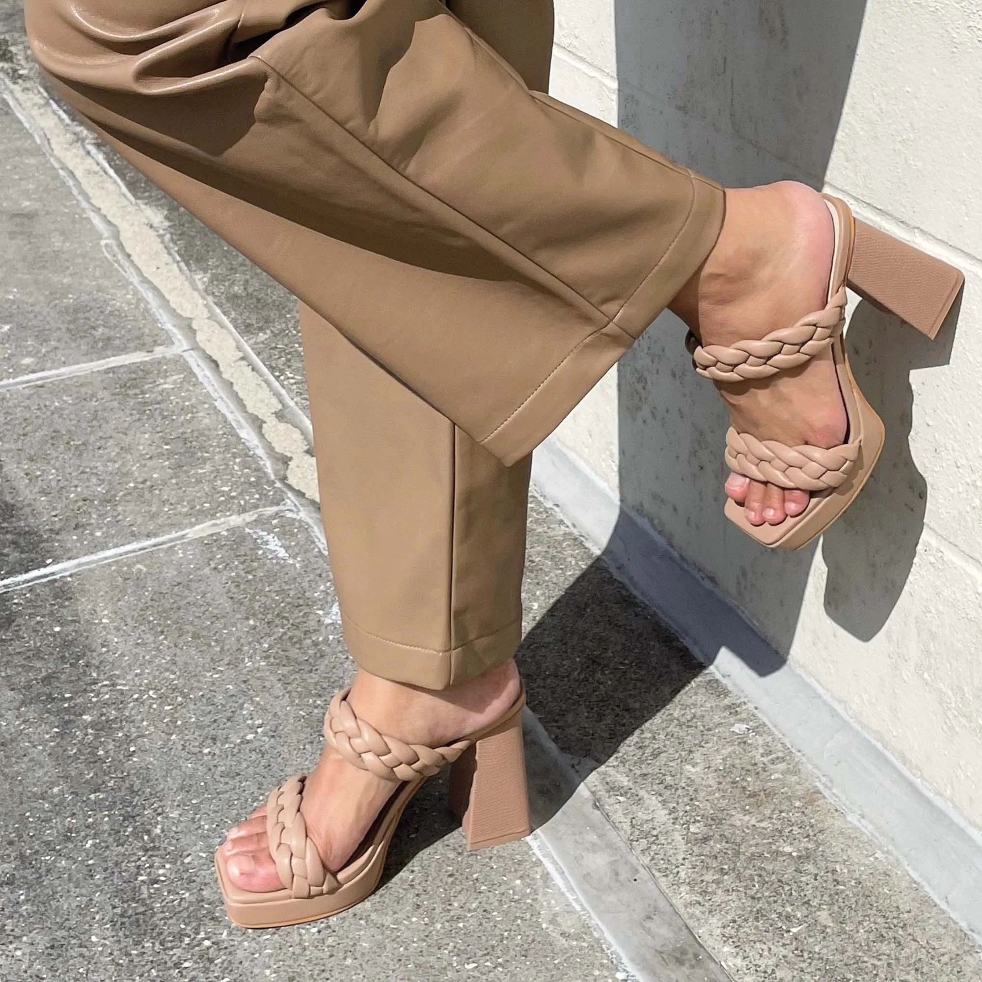 ASHBY HEELS CAFE STELLA