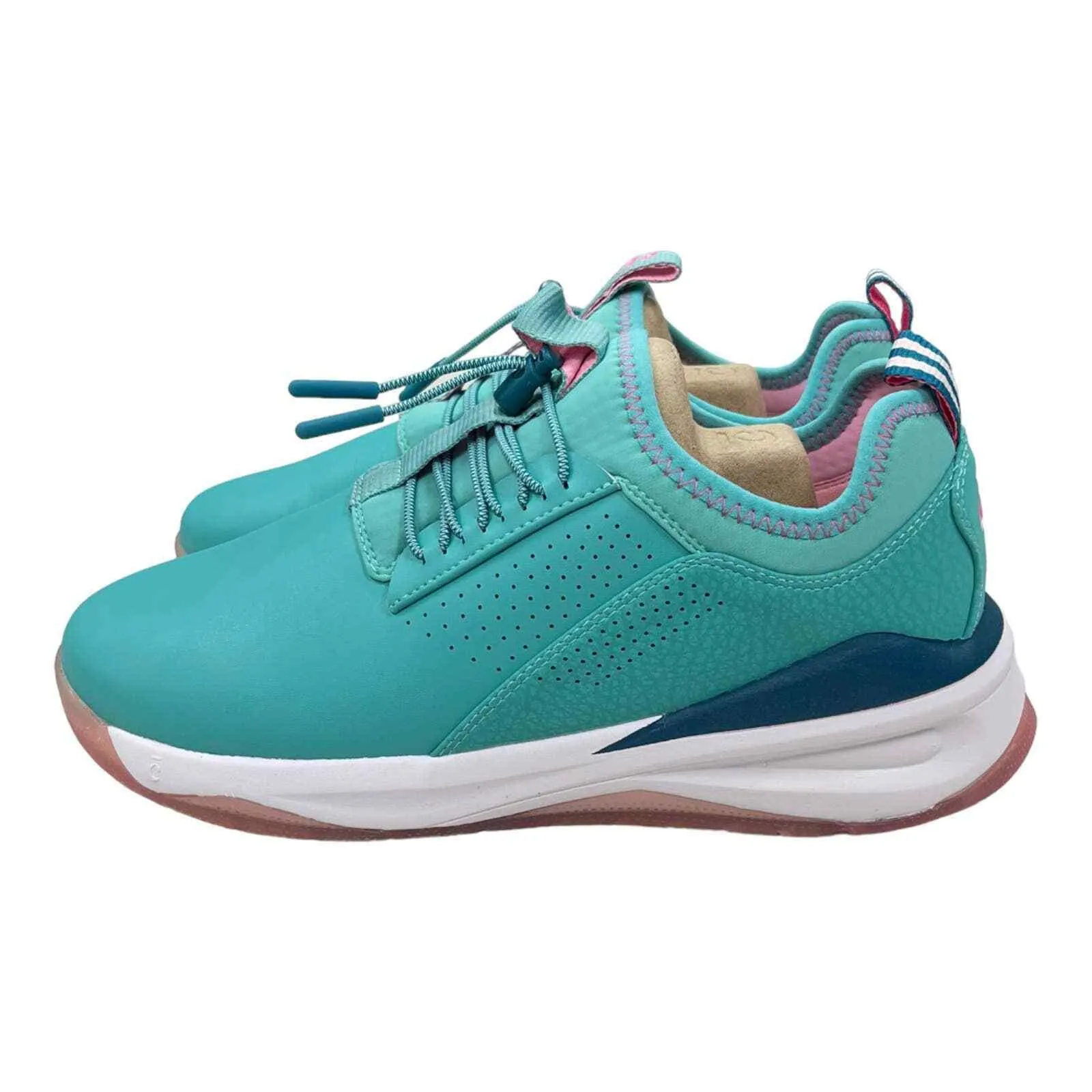 Clove Classic Shoes Sneakers Healthcare Nursing Leopard Pacific Palm 8.5 New