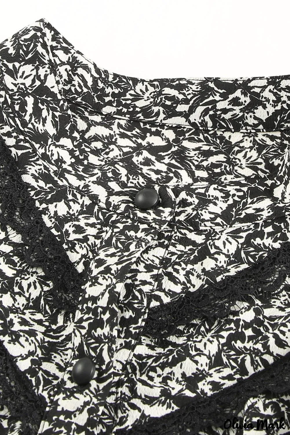 Deanwangkt - Black French shirt with floral print and ruffles