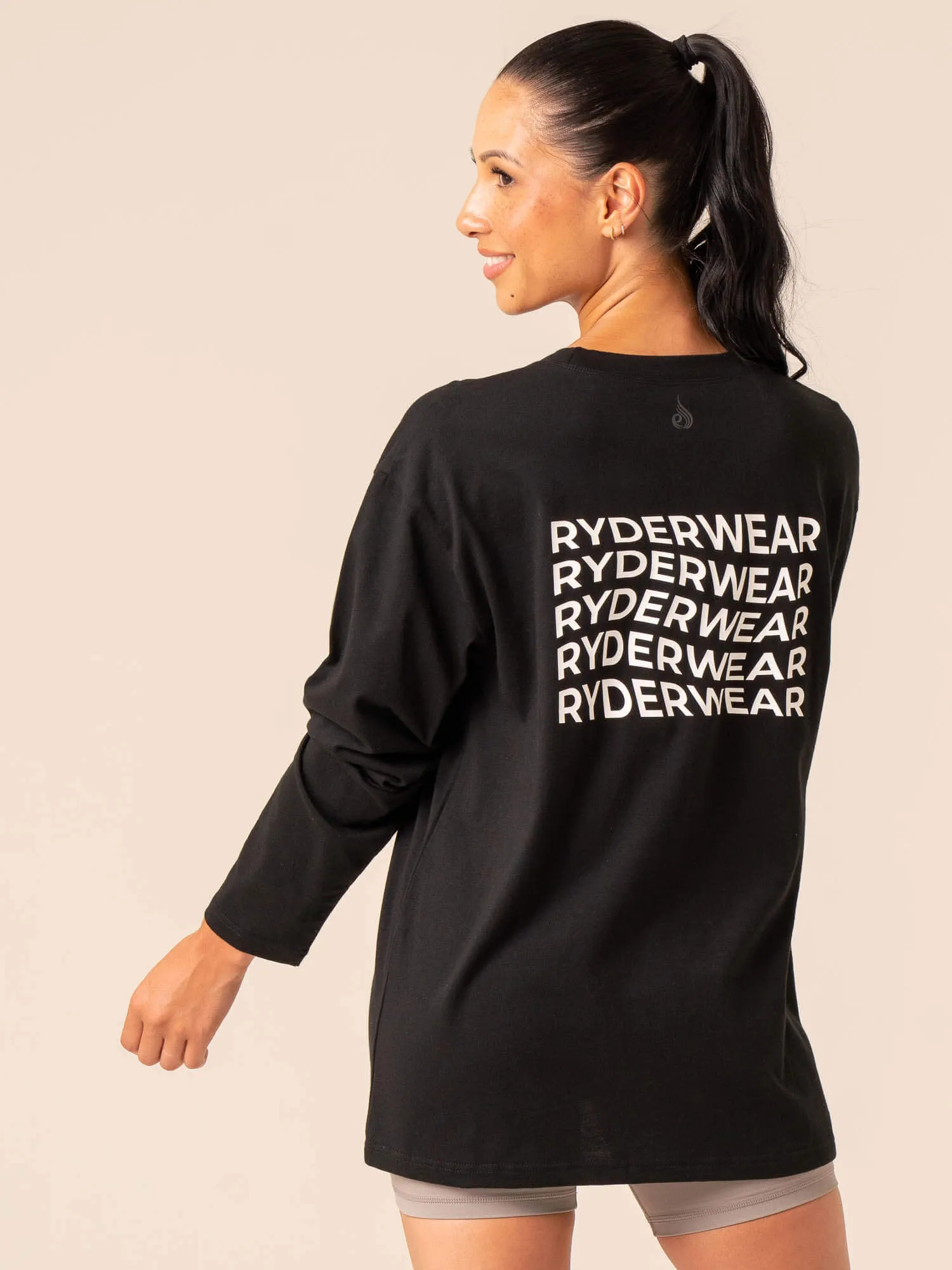 Embody Oversized Long Sleeve T-Shirt - Black