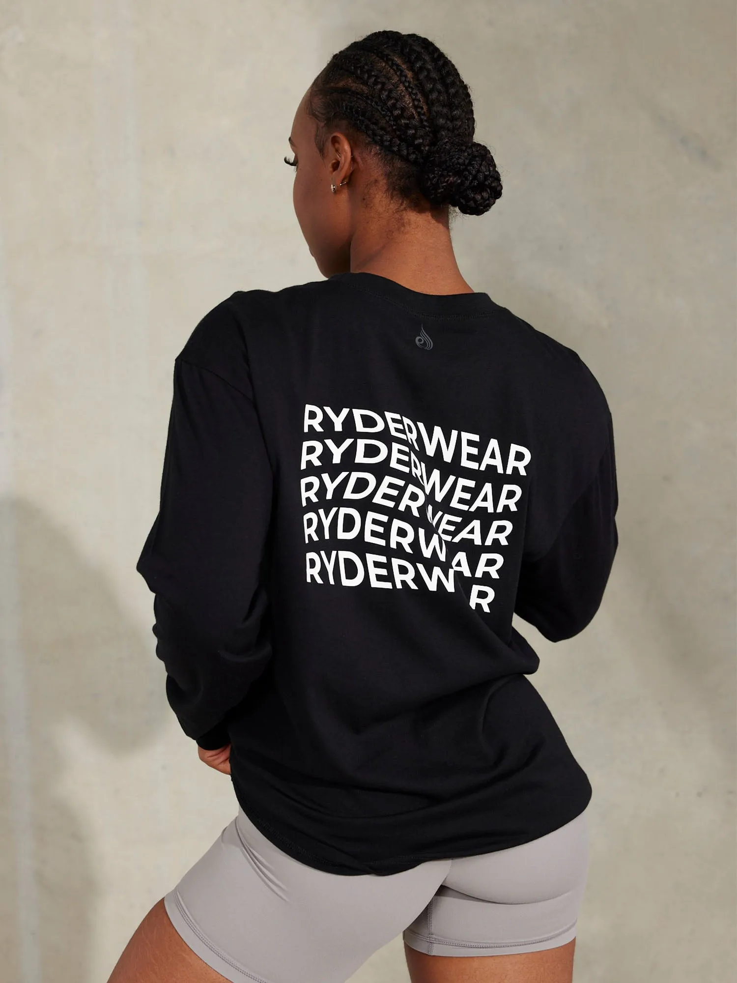 Embody Oversized Long Sleeve T-Shirt - Black