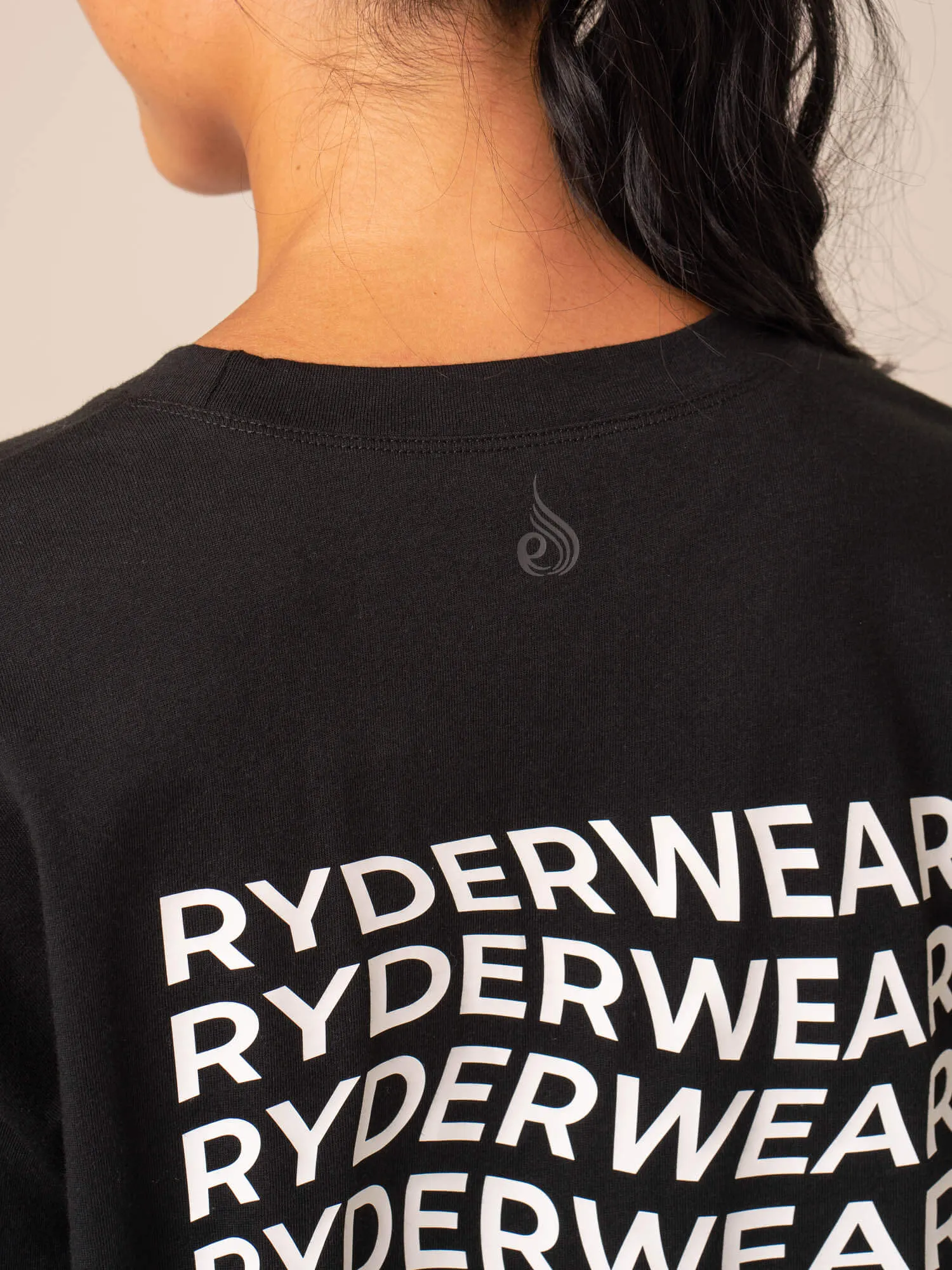 Embody Oversized Long Sleeve T-Shirt - Black