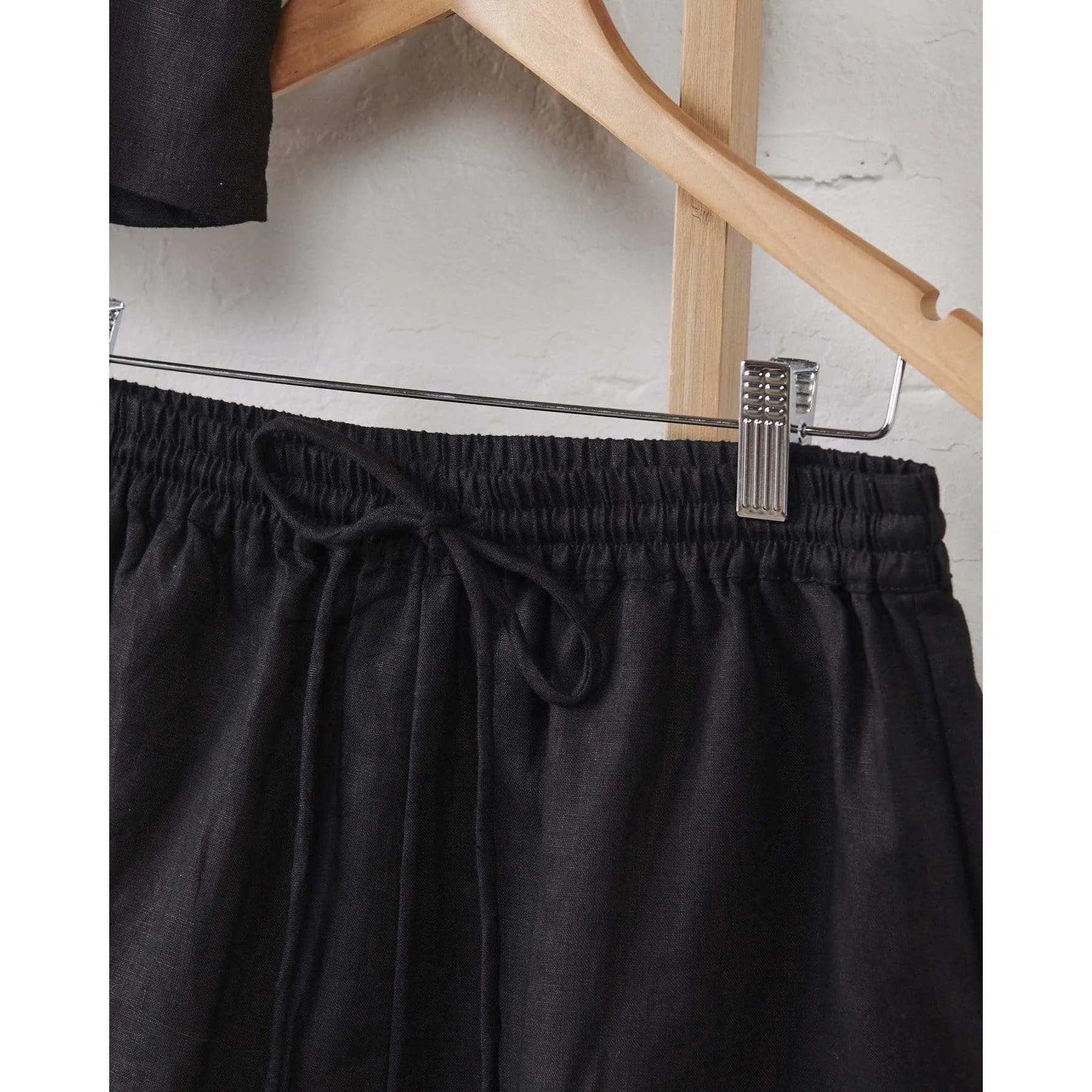 Linen Shorts - Black