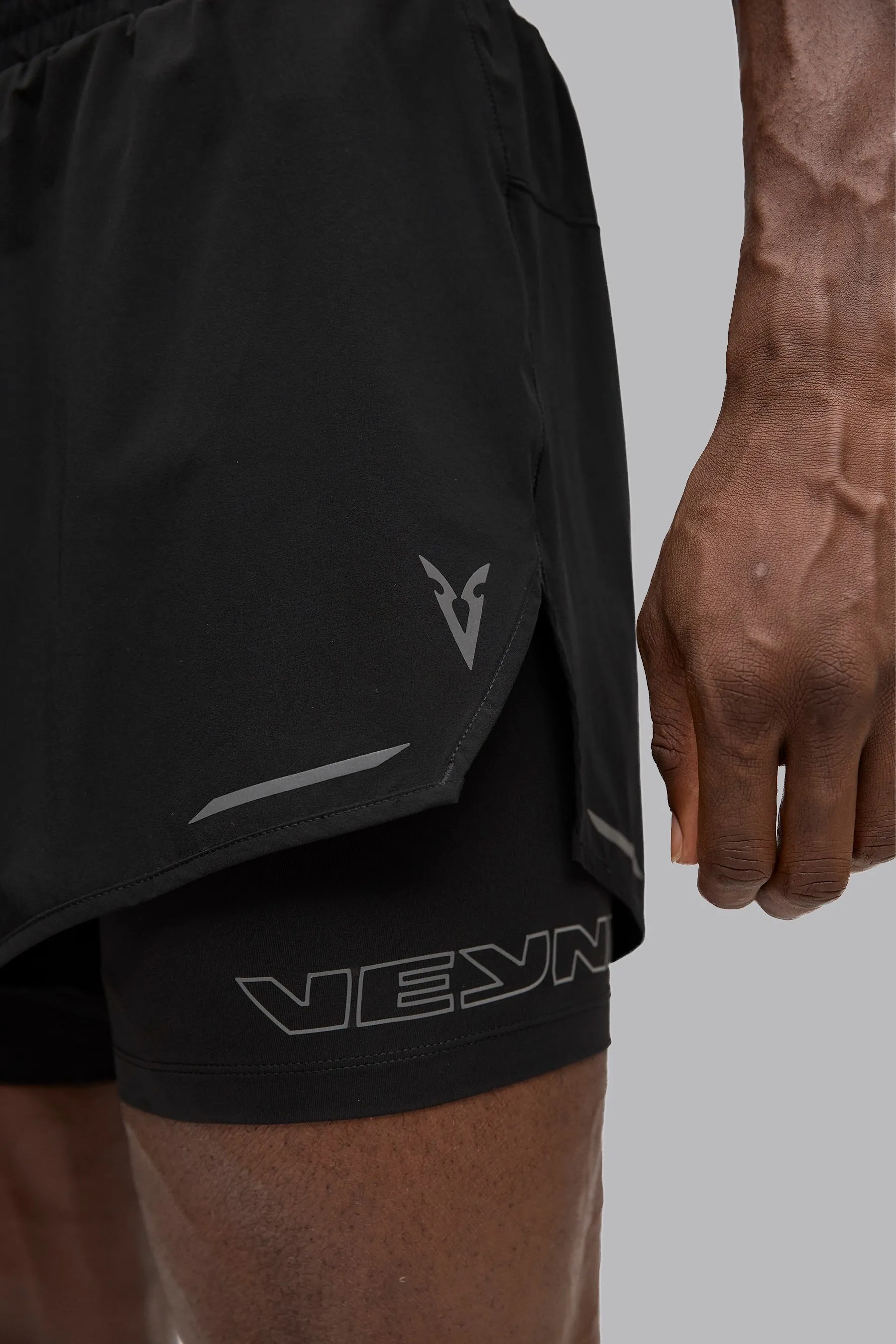 V_LYTE 5" 2-IN-1 SHORTS - Black